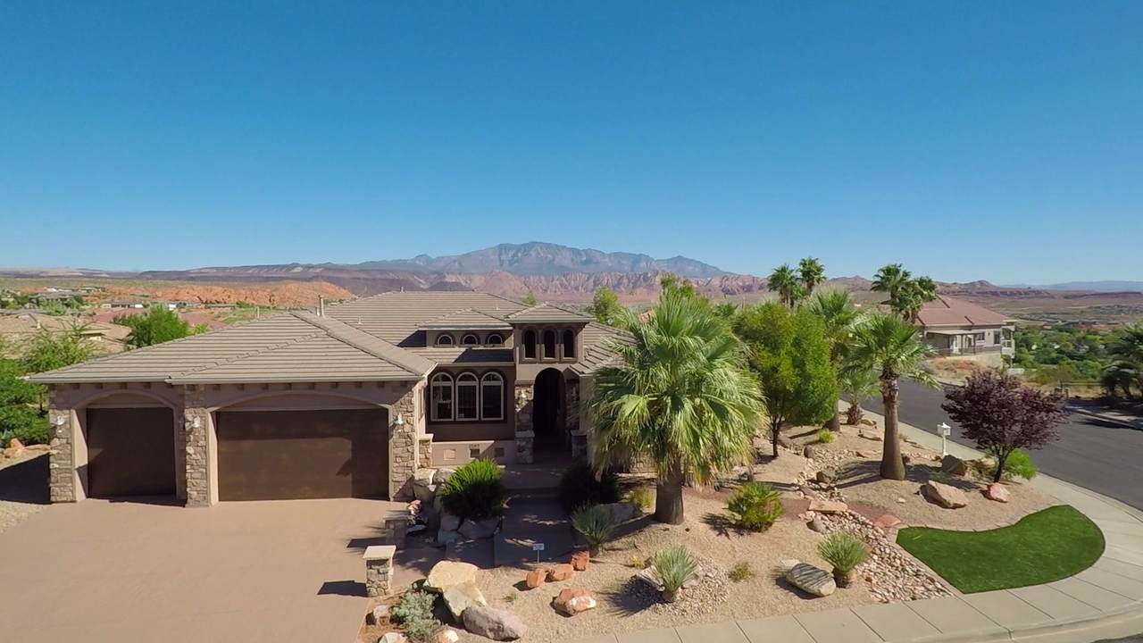 1202 Crest Rd - Photo 1