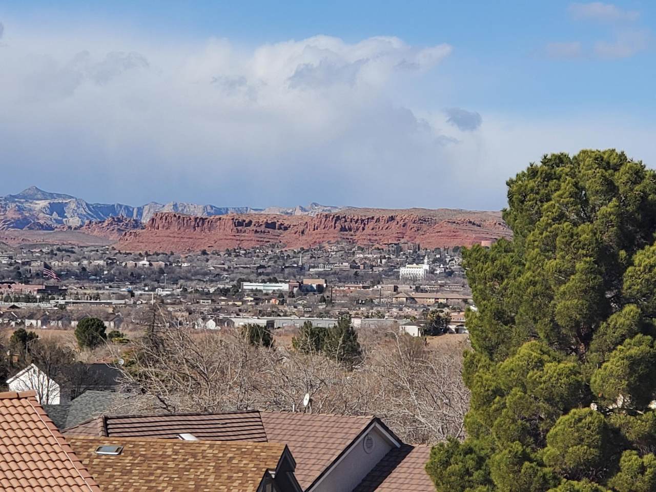 Summit Ridge Dr - Photo 1