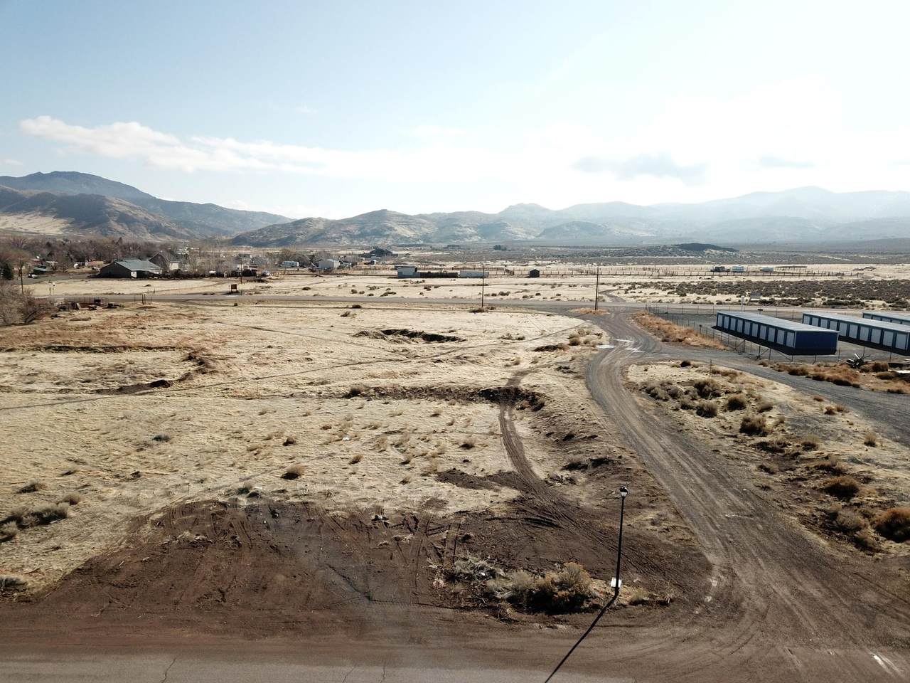 100 W (Lot 3 Block 3) - Photo 1
