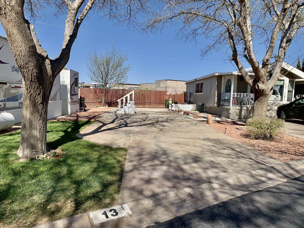 1160 Telegraph St - Photo 1