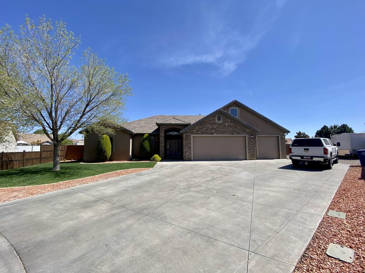 883 Churrea Dr - Photo 1