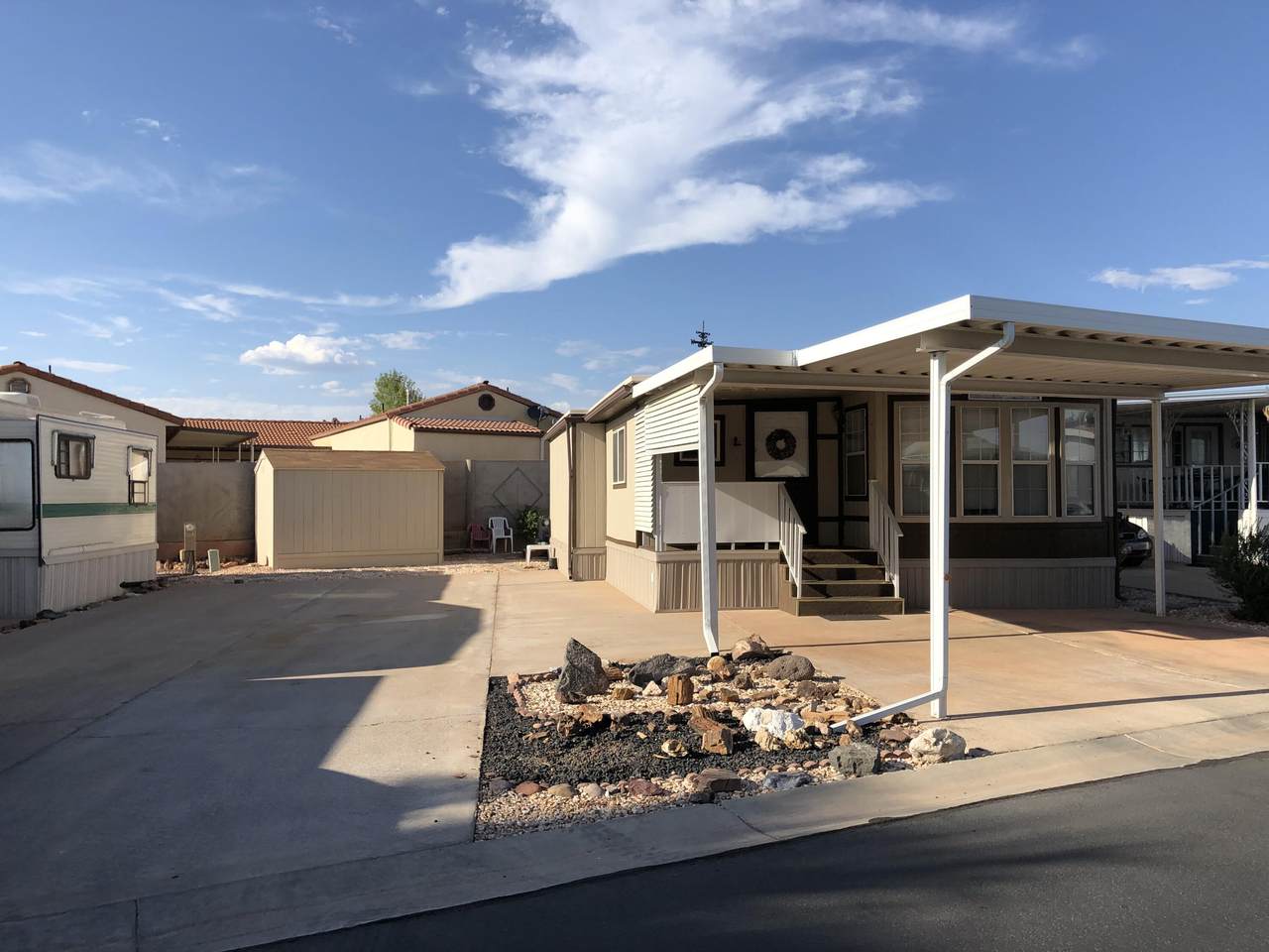 1225 Dixie Downs - Photo 1