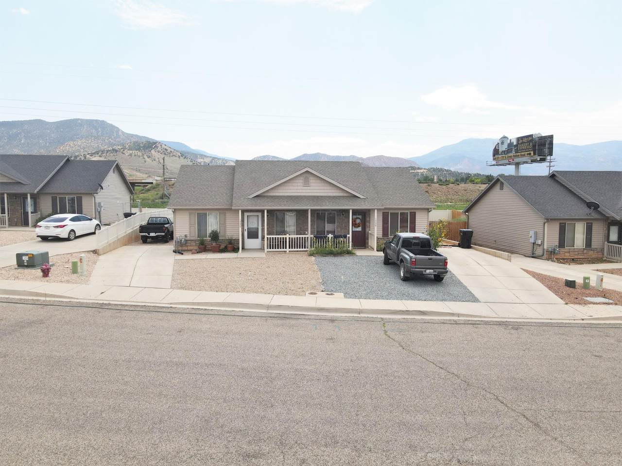 1924 1600 N Access Rd - Photo 1