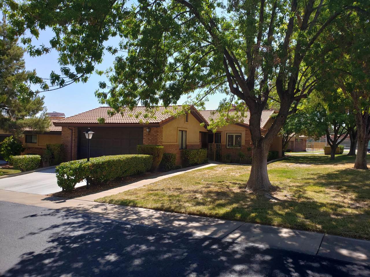 843 Clubhouse Way - Photo 1