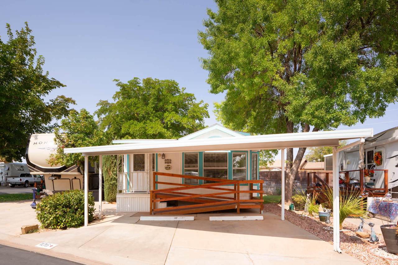 1160 Telegraph - Photo 1