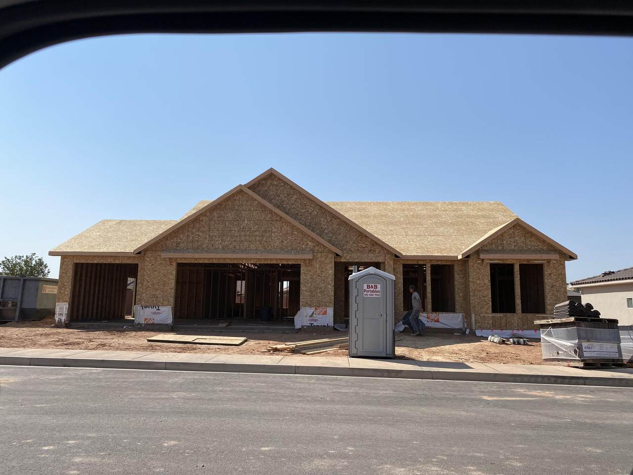 4618 Luke Dr - Photo 1