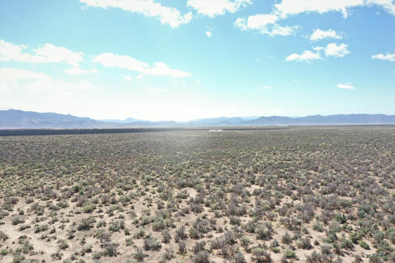 2400 2400 - Photo 1