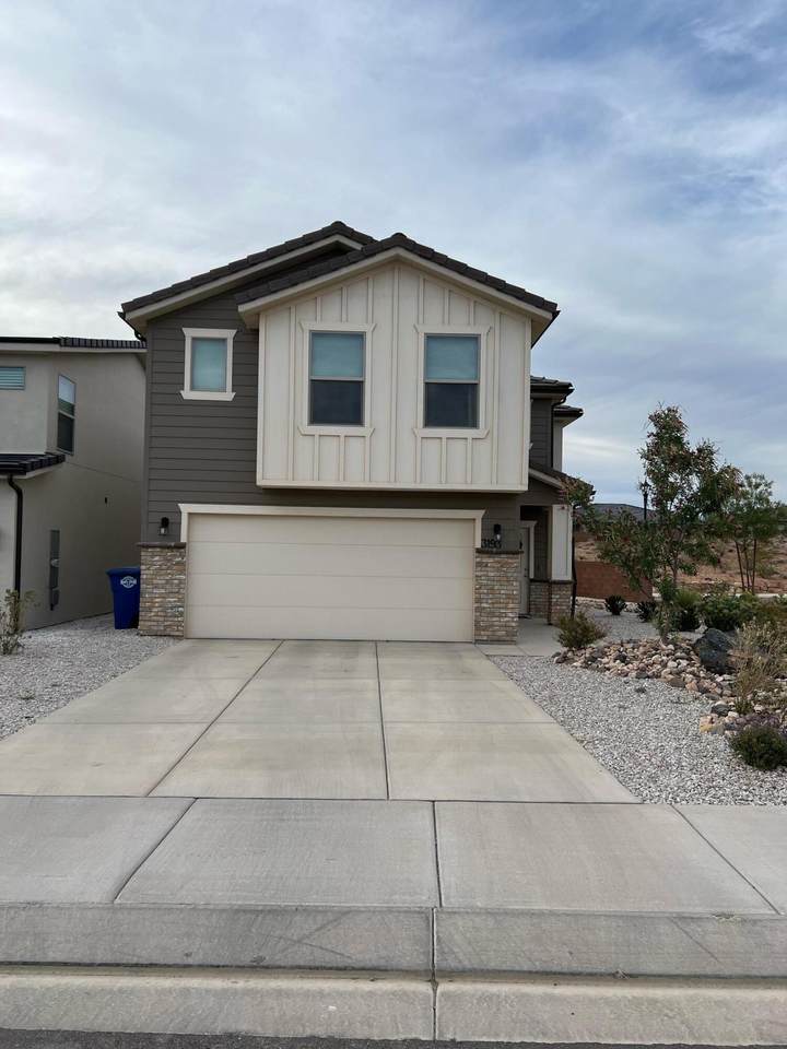 3193 Sky Rim Way - Photo 1