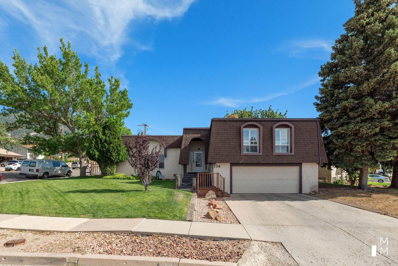 224 Altamira Dr - Photo 1