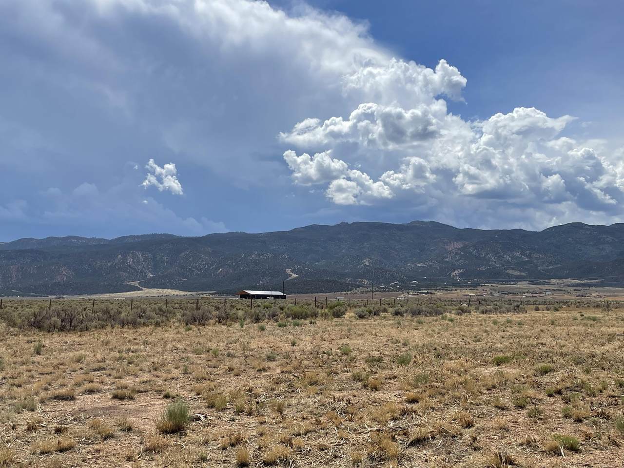(Lot 9) 3400 - Photo 1
