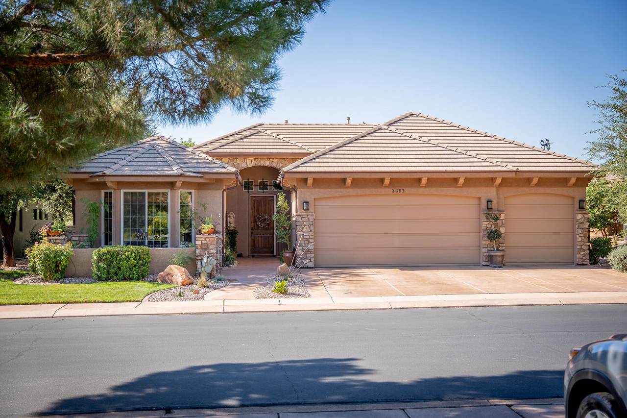 2083 Monterey Dr - Photo 1