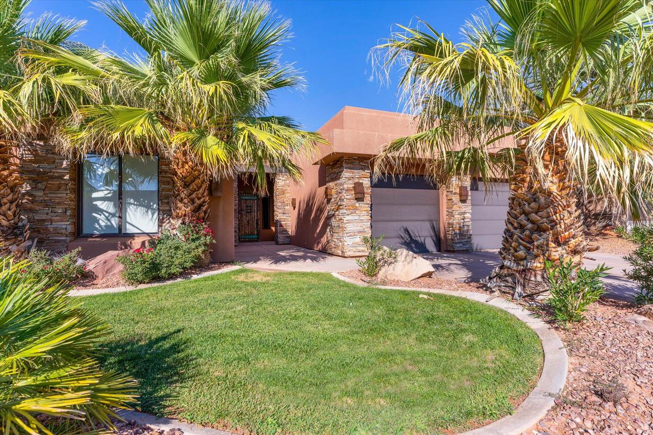 3285 Retreat Dr - Photo 1