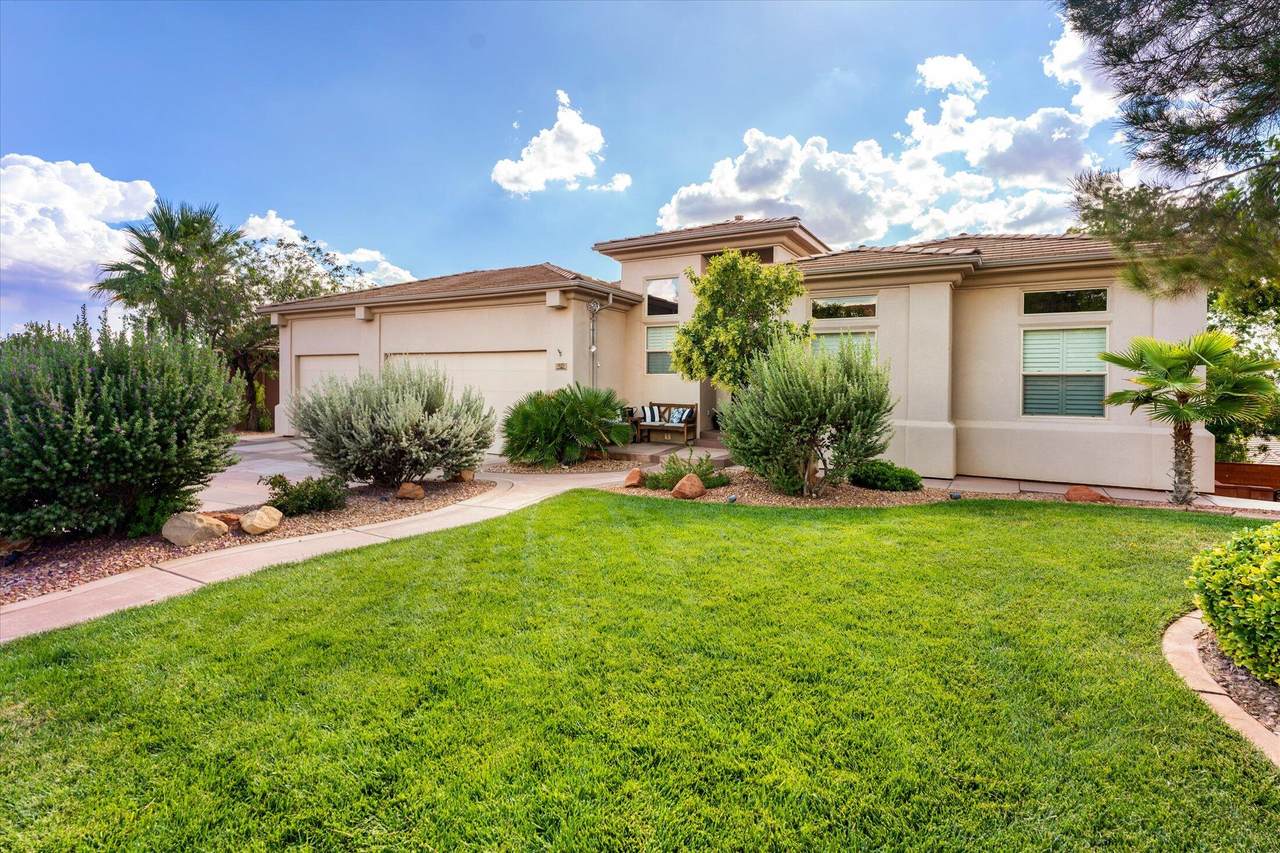1603 Raven Ln - Photo 1