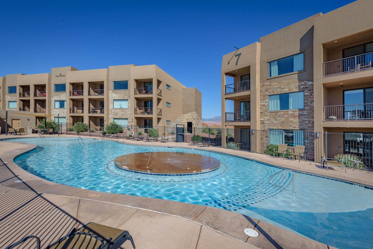 5160 Villas N Dr - Photo 1