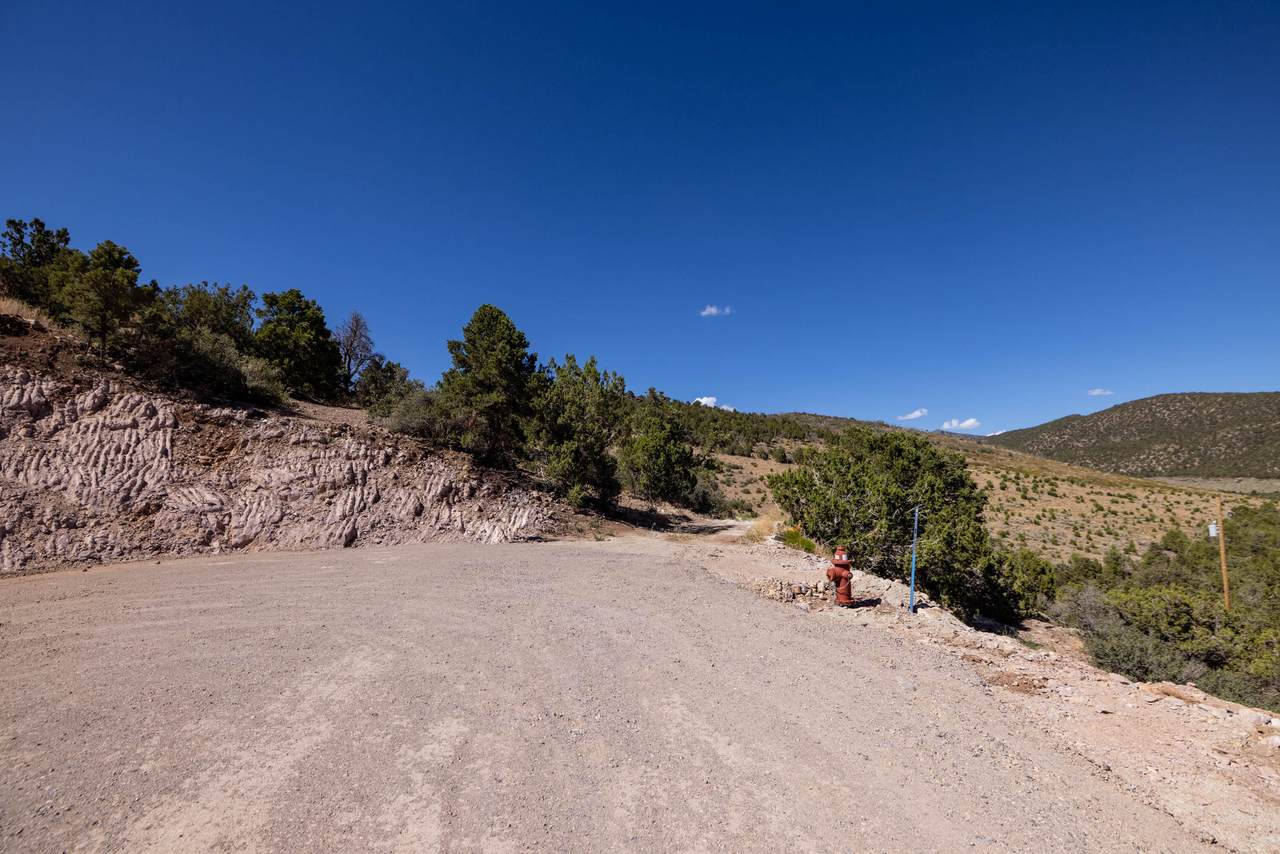 380 Butch Cassidy Cir - Photo 1