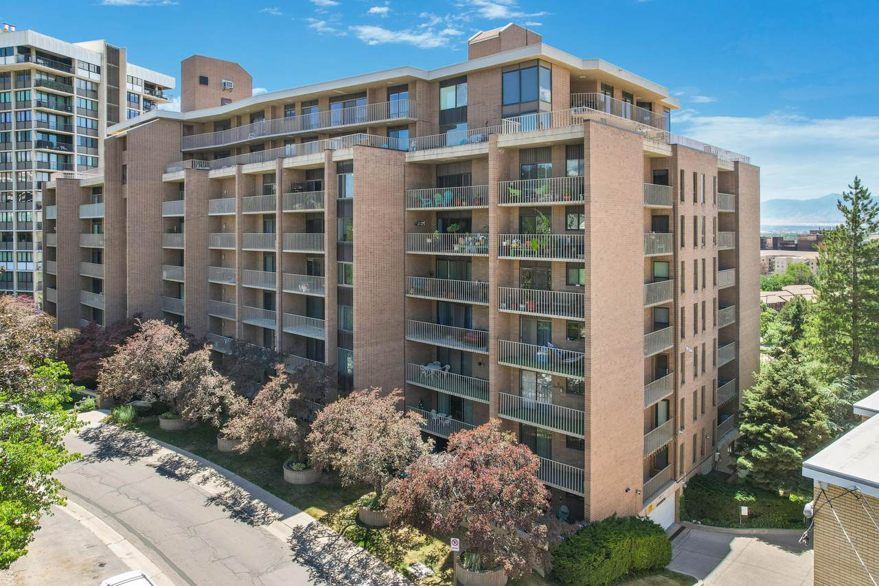 245 Vine Street - Photo 1