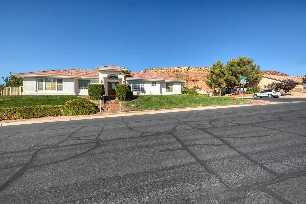 1677 2330 S St - Photo 1