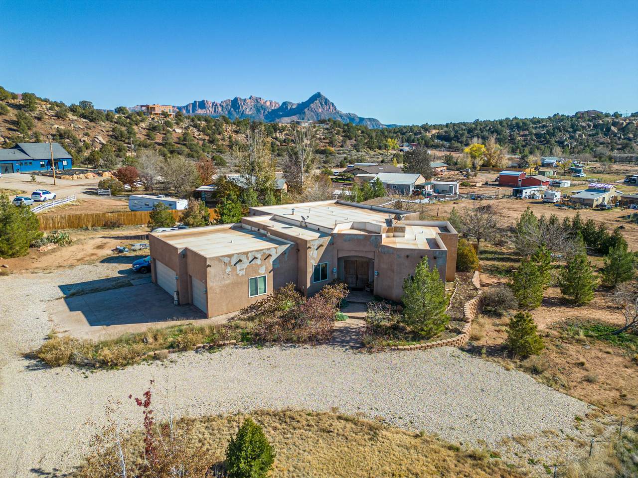 1878 Cartland Dr - Photo 1