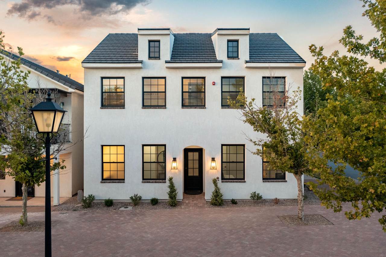 4228 Cambridge Parkway - Photo 1