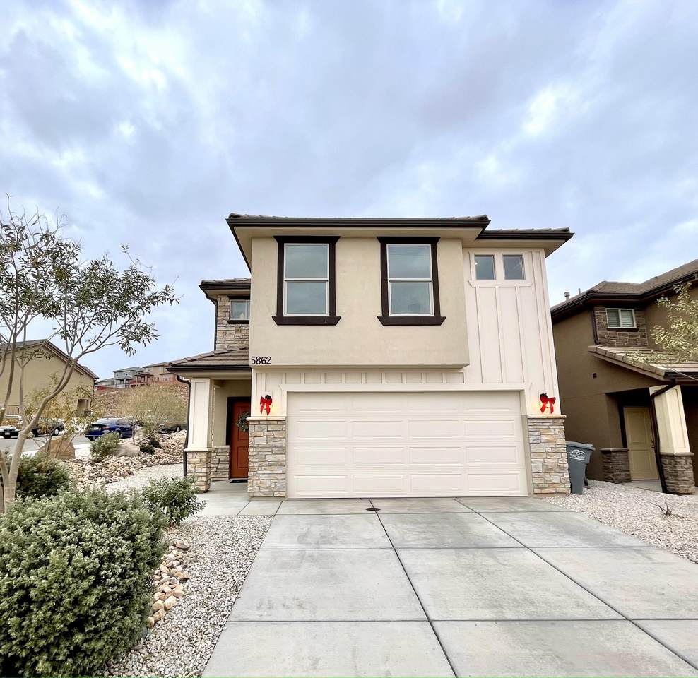 5862 Challenger Way - Photo 1