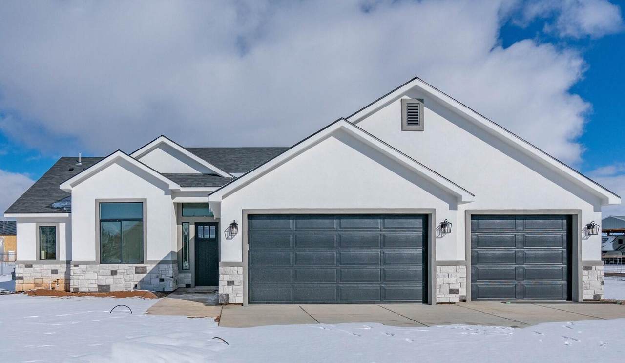 2402 4390 - Photo 1