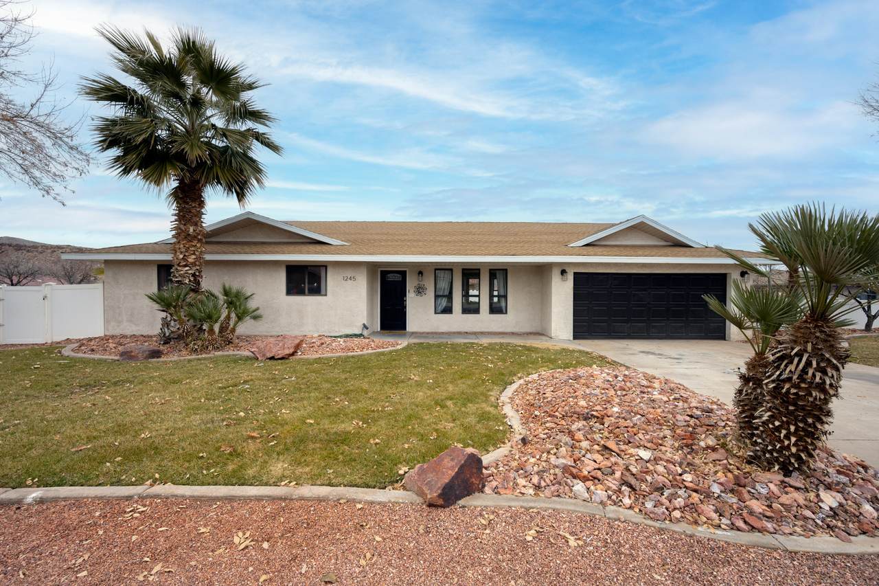1245 Tamarisk Dr - Photo 1