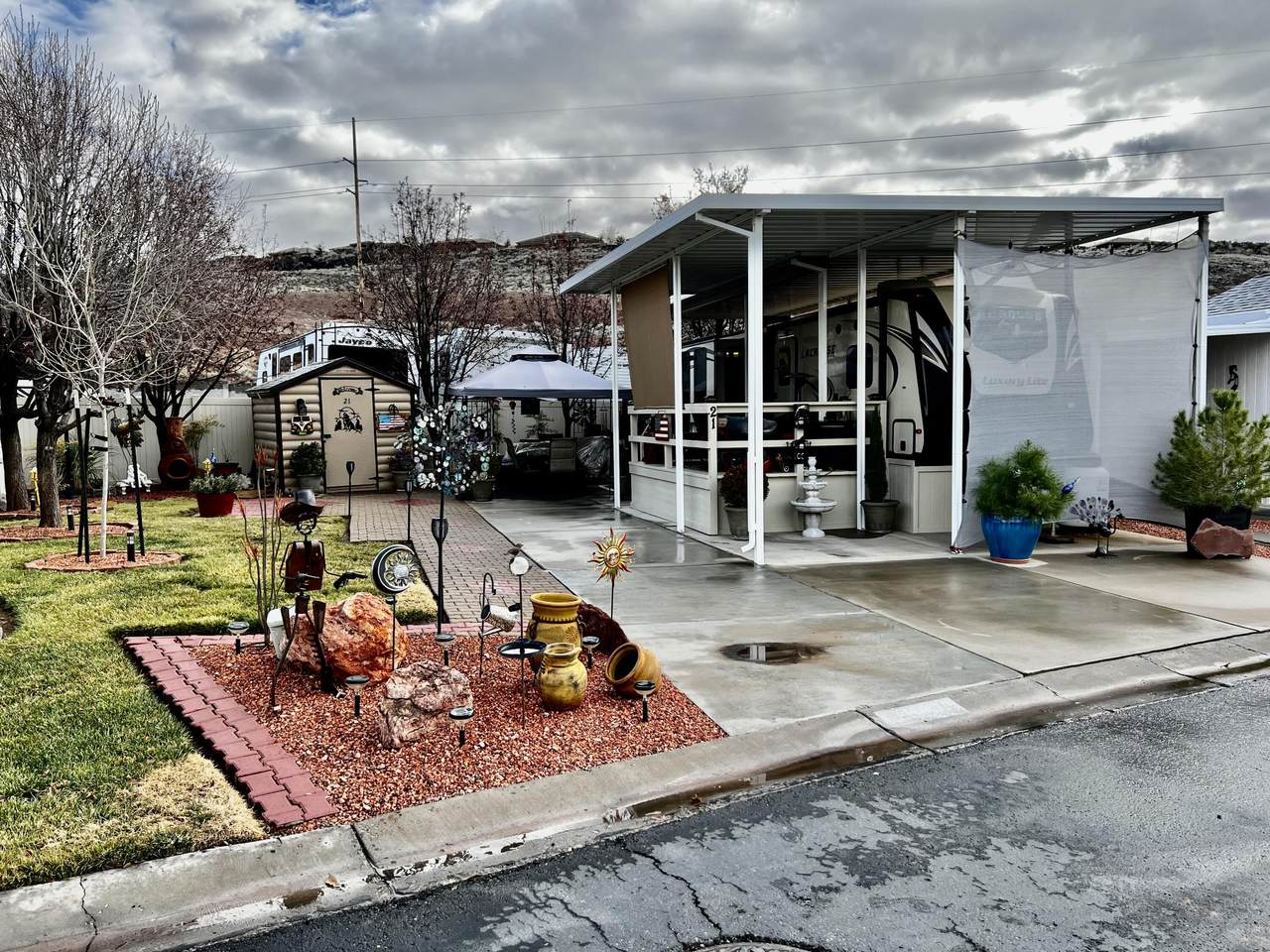 448 Telegraph - Photo 1
