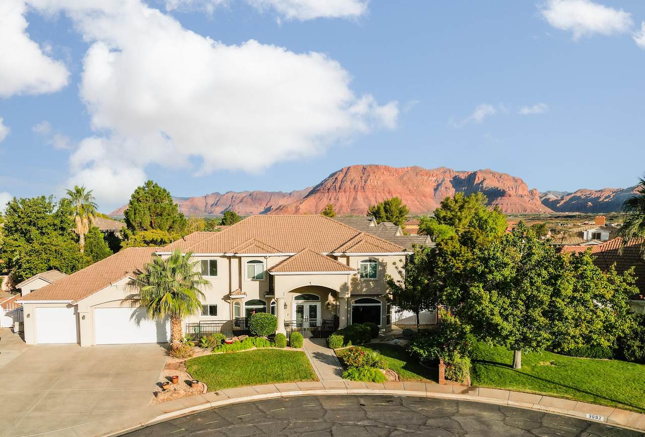 3094 Windmill Cir - Photo 1