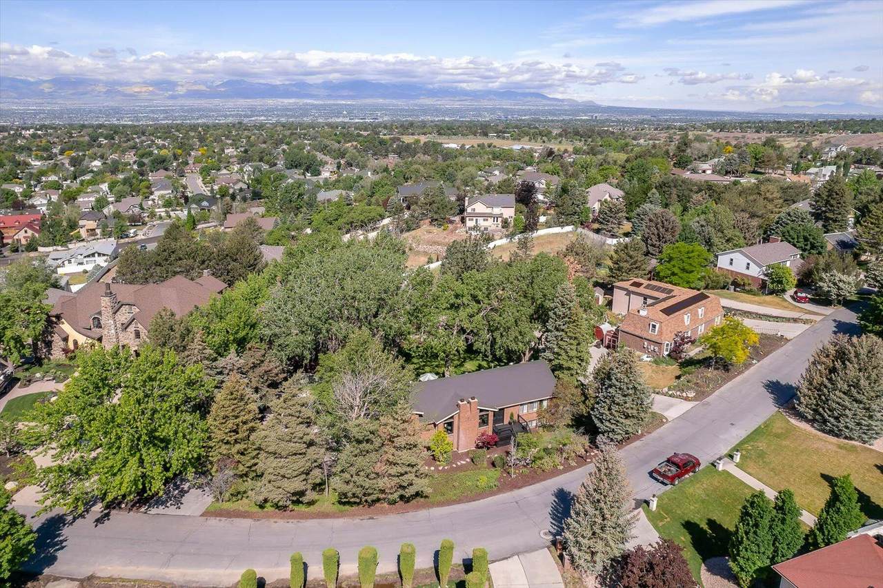 8 Rollingwood Ln - Photo 1