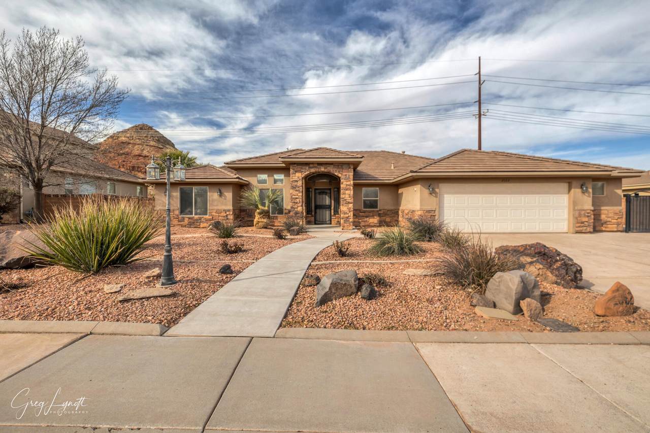 2062 Camino Real - Photo 1