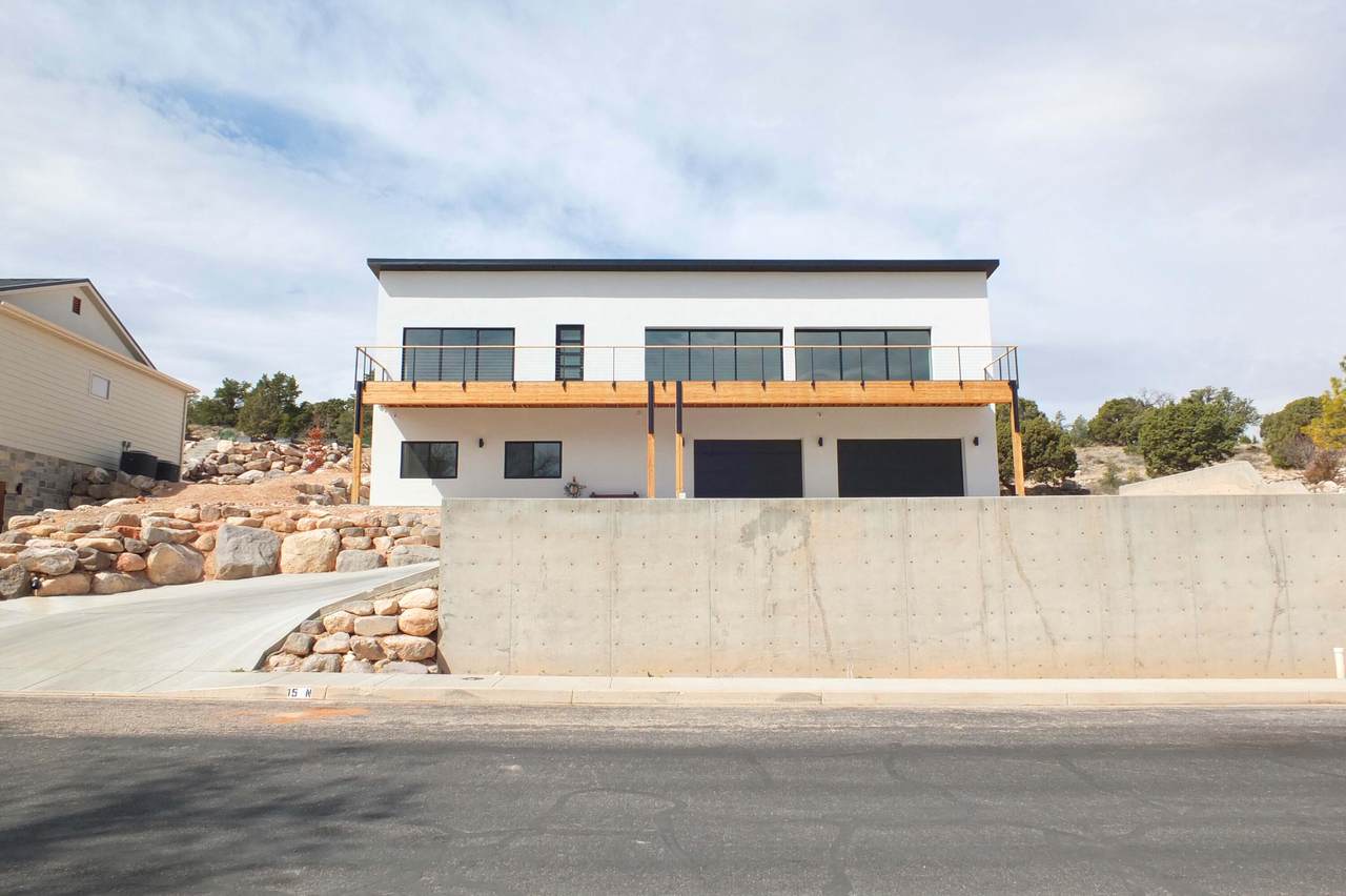  15 N 2380 W - Photo 1