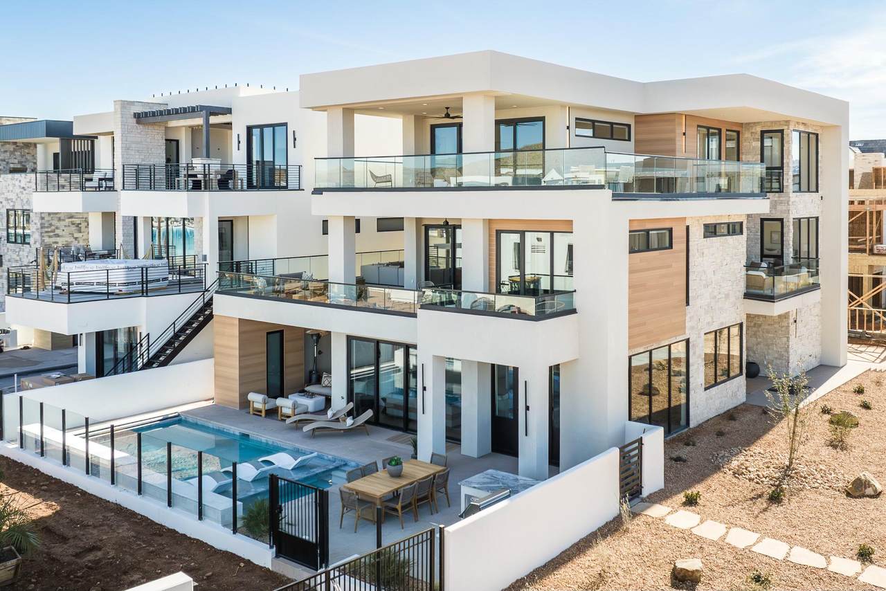 914 Sapphire Sky Ln - Photo 1