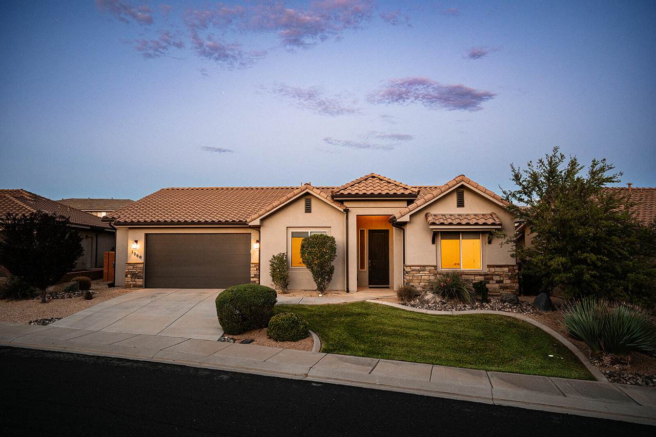 1060 Ocotillo Dr - Photo 1