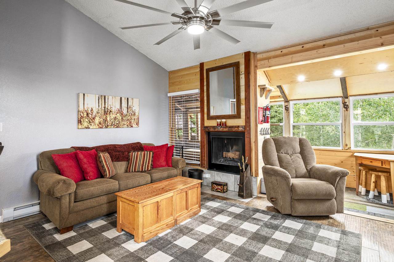 101 Village Way - Photo 1