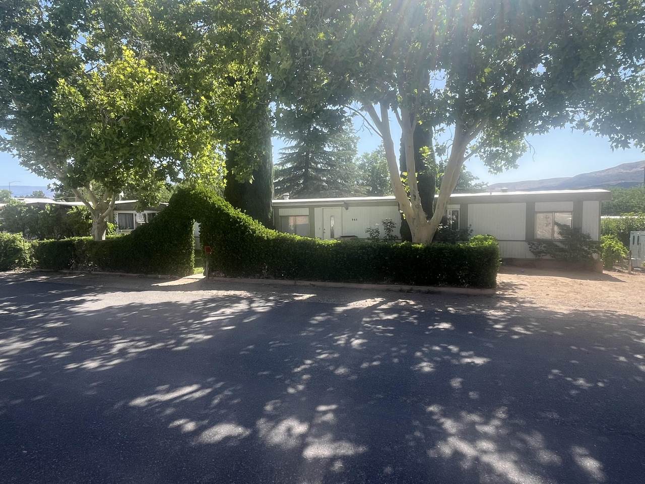892 20 W - Photo 1
