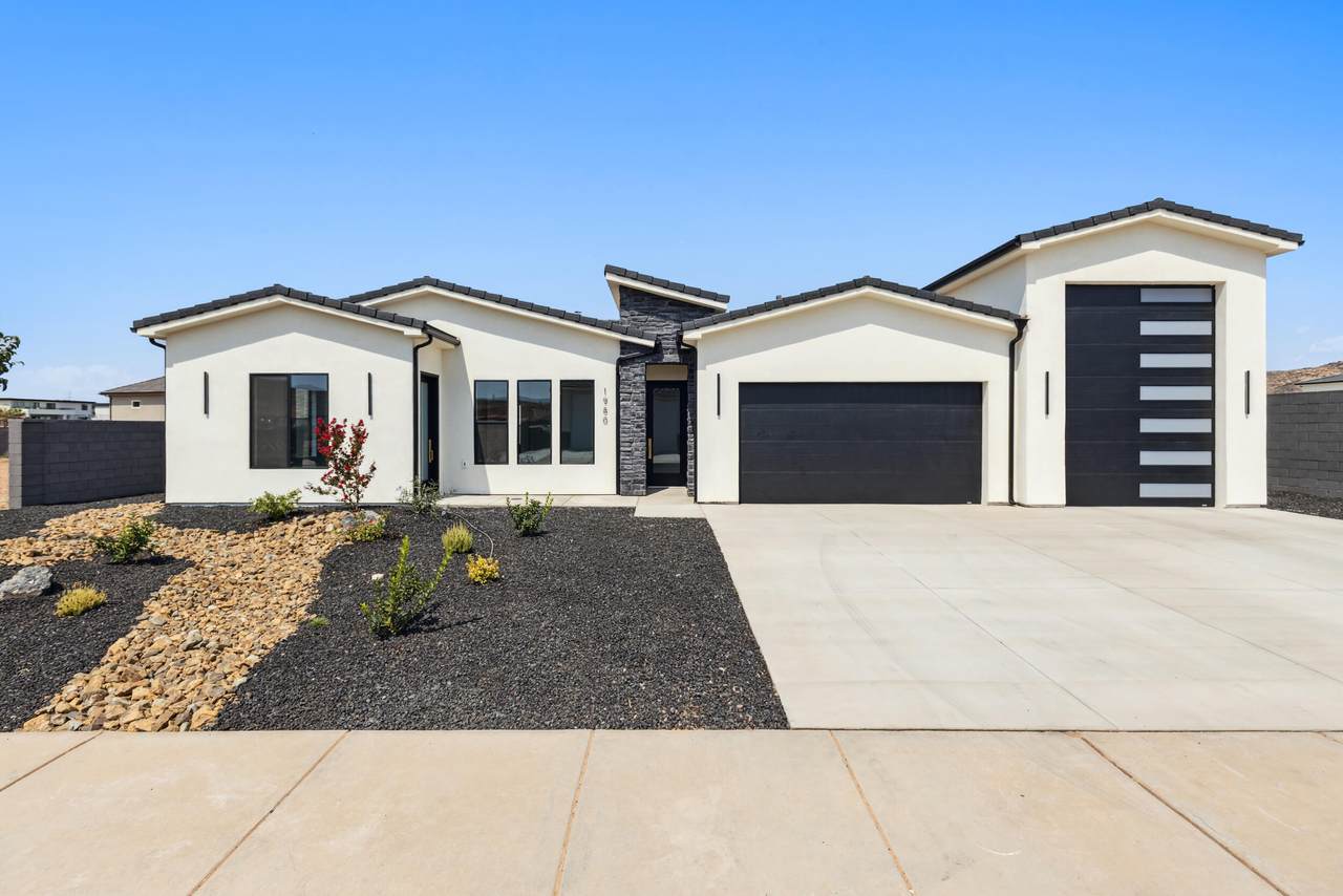 1980 Blossom Way - Photo 1