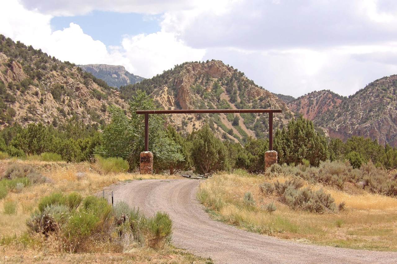 https://bt-photos.global.ssl.fastly.net/stgeorge/1280_boomver_1_25-262886-2.jpg