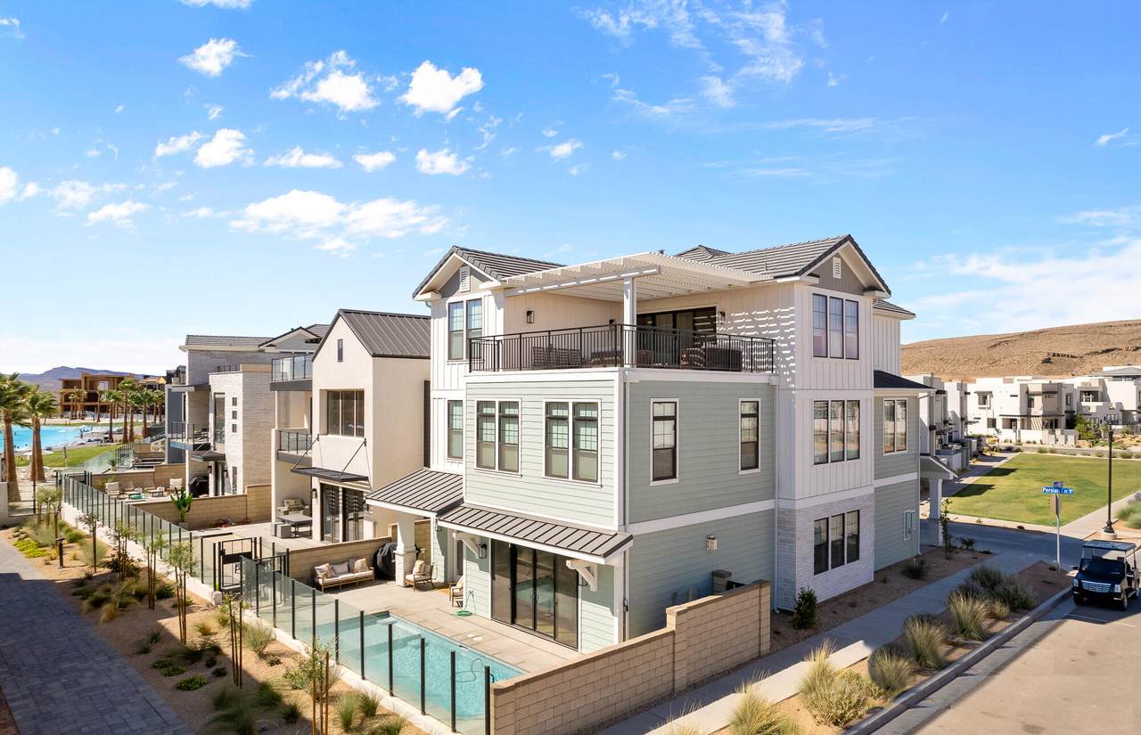 5466 Persian Ln - Photo 1