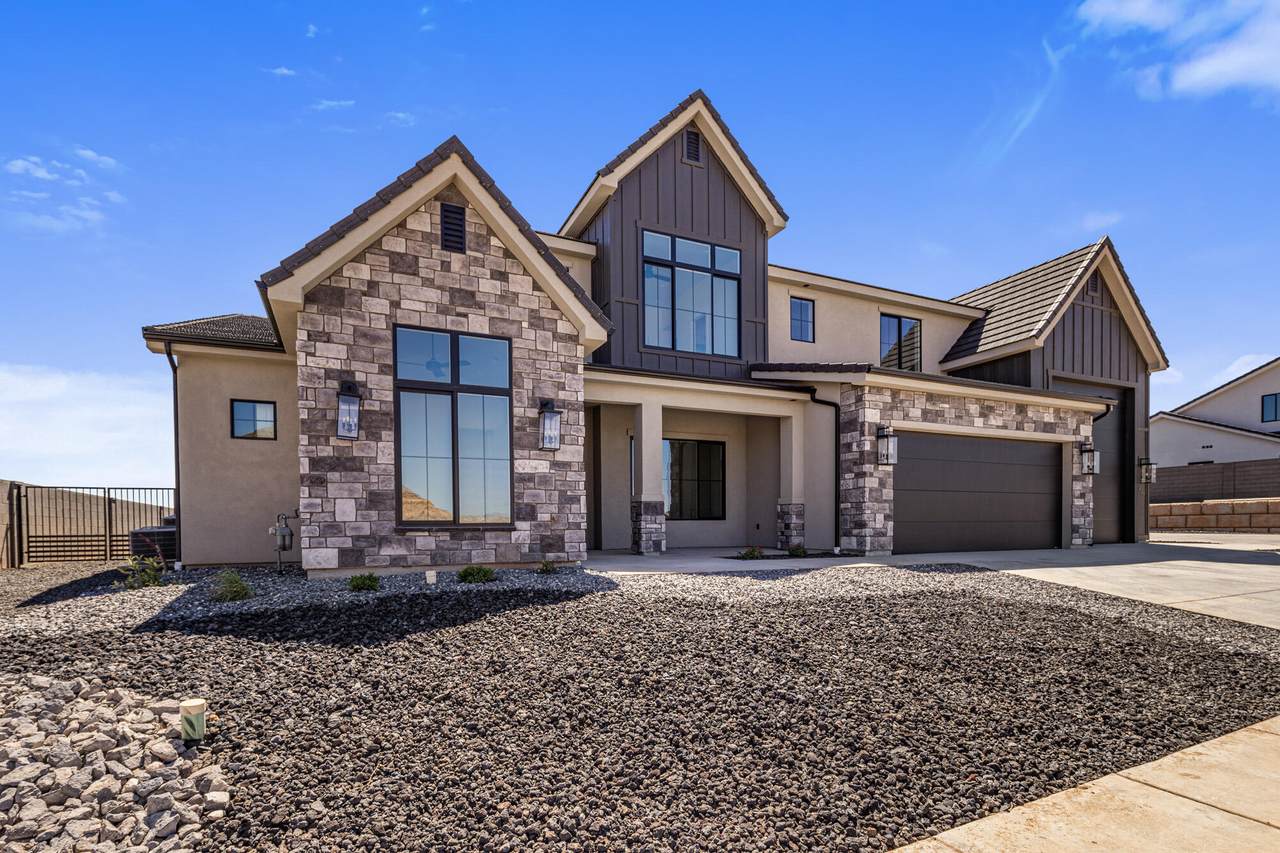 949 Quick Draw Dr - Photo 1