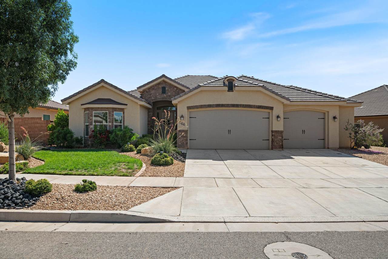 566 Sage Crest - Photo 1