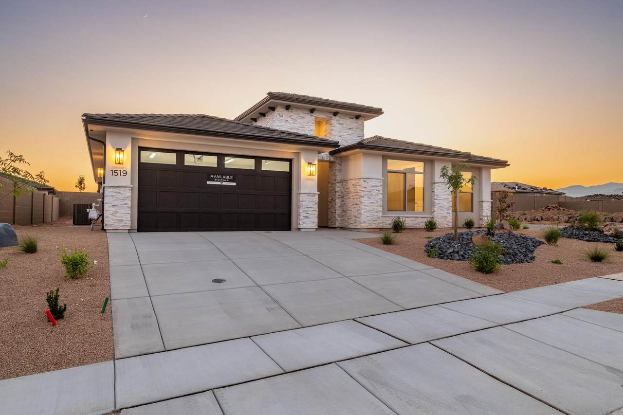 1545 Daylight St - Photo 1