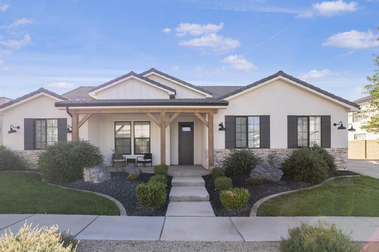 5786 Amber Ridge Dr - Photo 1