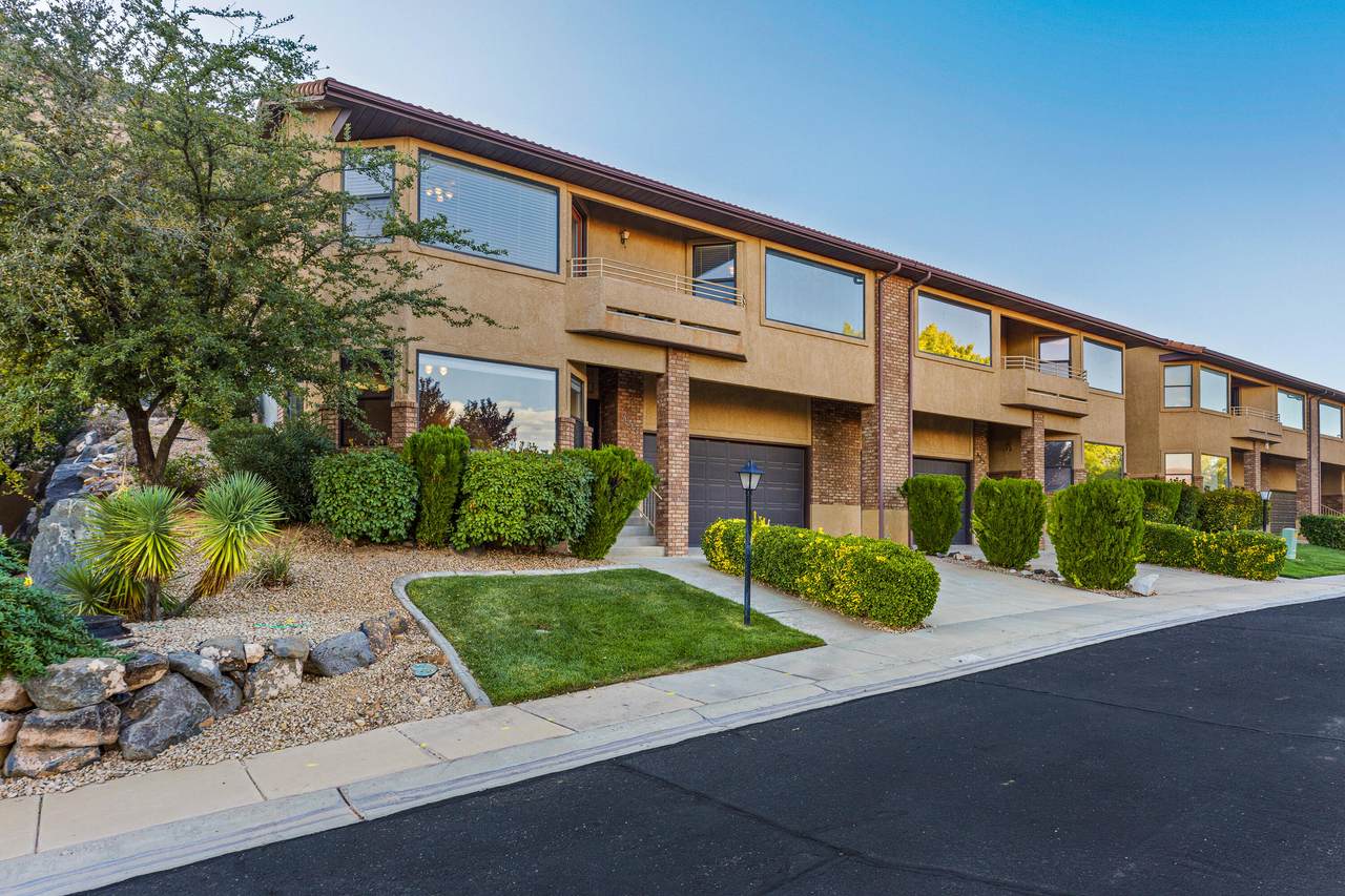 453 Northridge Ave - Photo 1