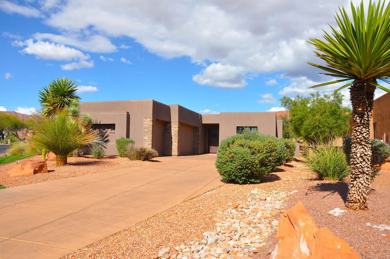 2254 Cohonina Cir - Photo 1