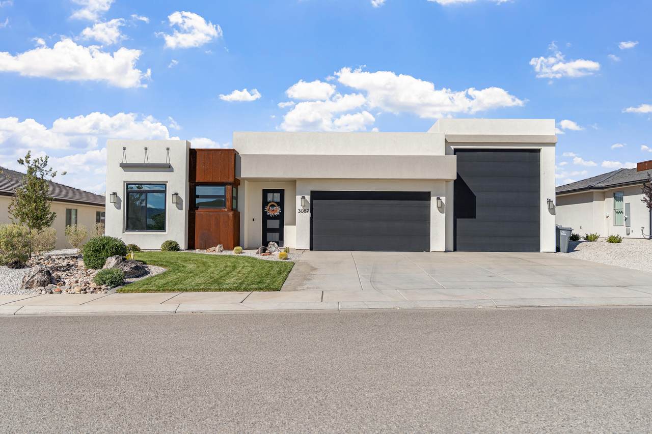 3087 Fuchsia Dr - Photo 1