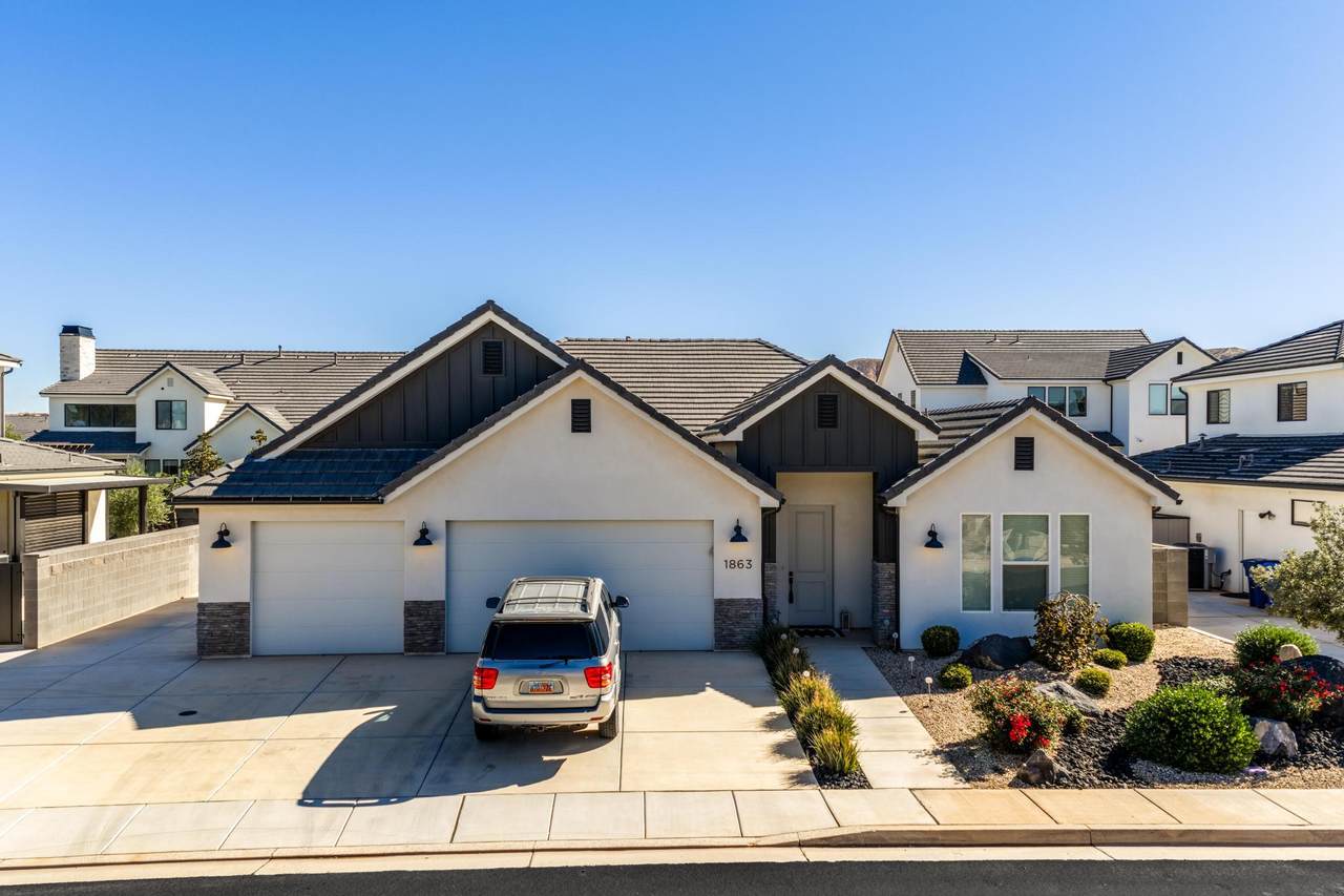 1863 Heritage Fields Dr - Photo 1