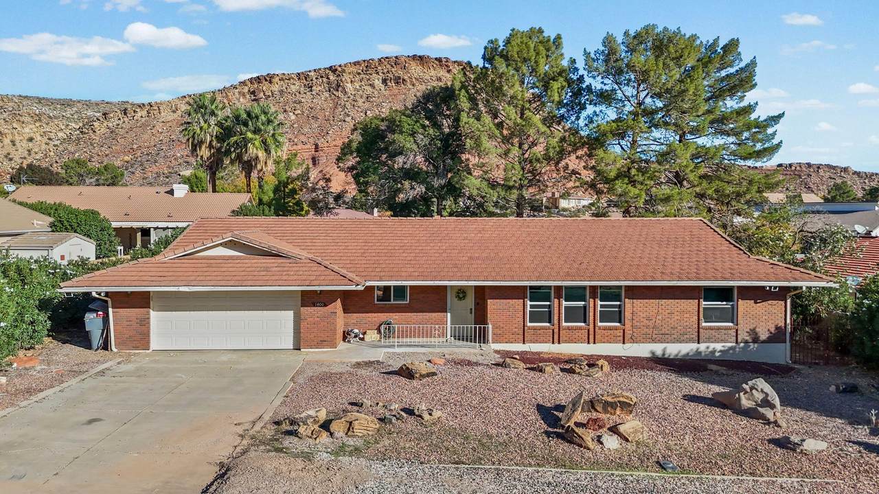 1400 La Sal Cir - Photo 1