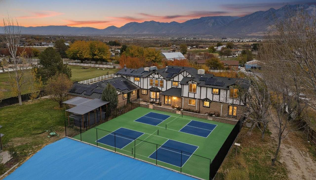 1890 Rock Hollow Road - Photo 1