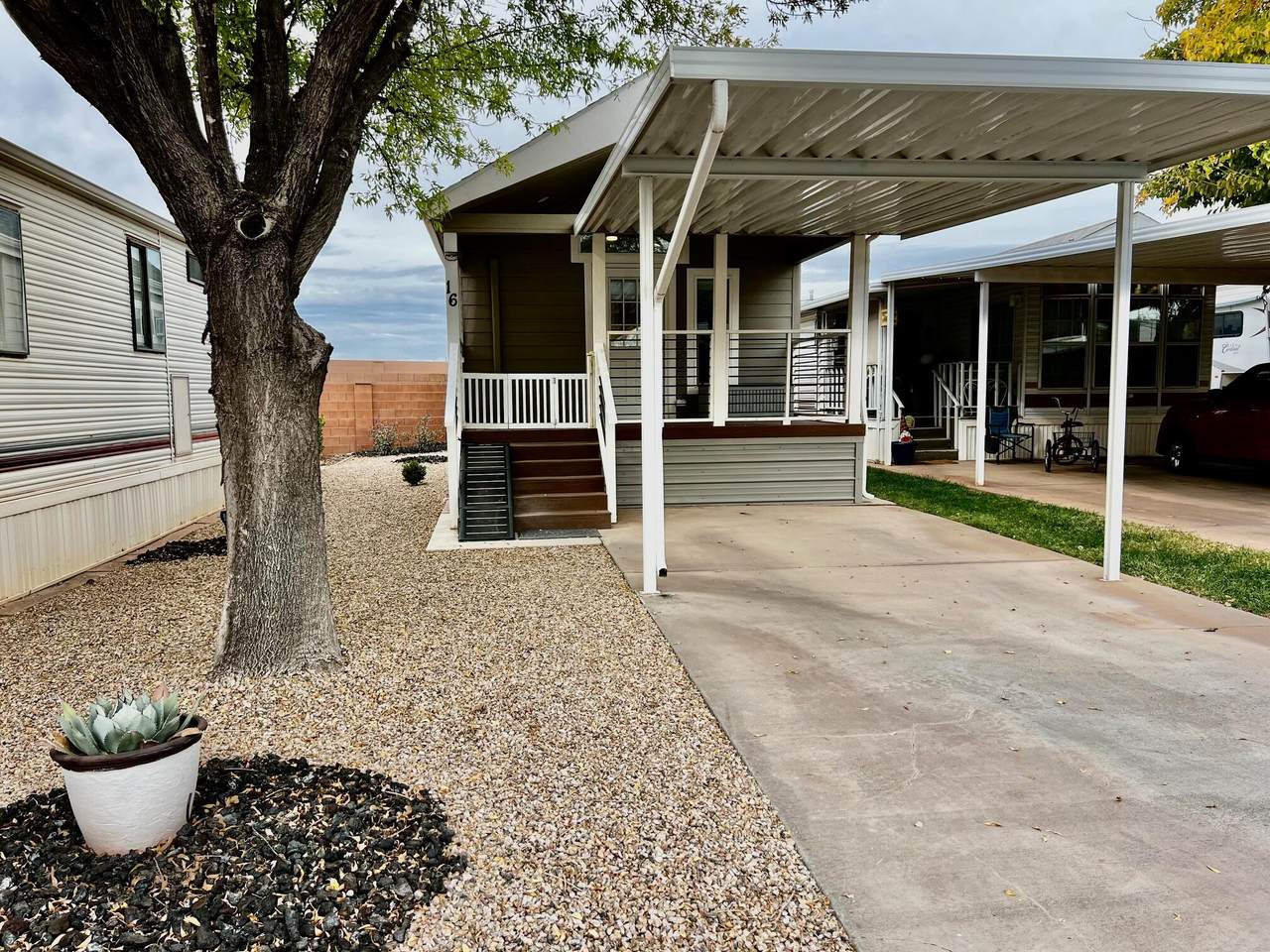 1160 Telegraph St - Photo 1