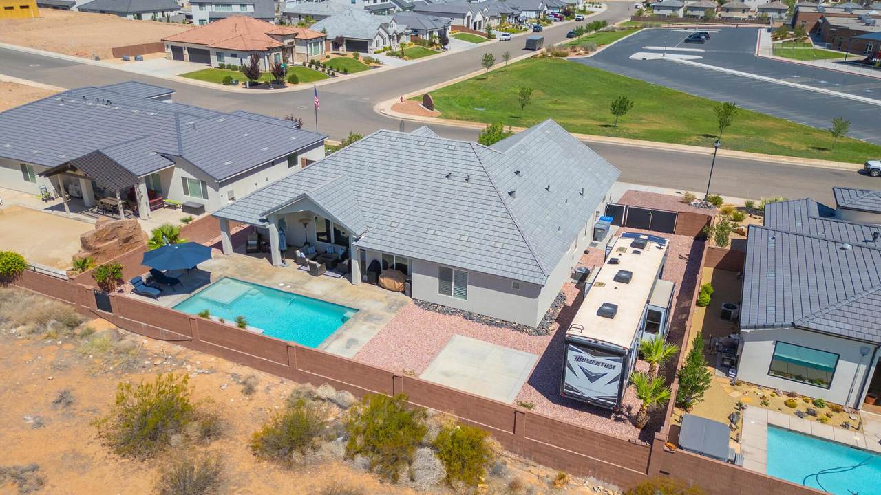 3080 Rimrunner Dr - Photo 1